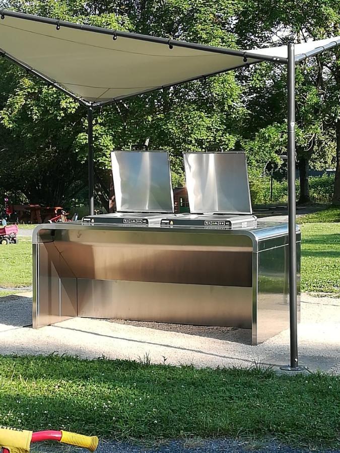 Schlaffaesser Am Schmetterlingspark 우슬라 외부 사진